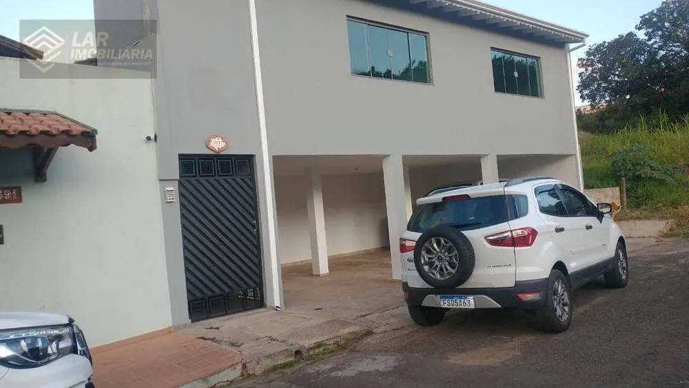 Casa, 4 quartos, 298 m² - Foto 1