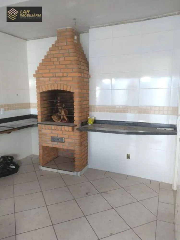 Casa, 4 quartos, 284 m² - Foto 1