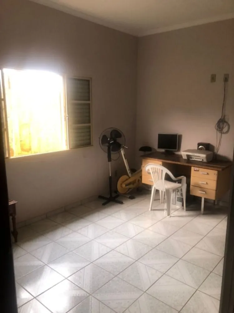 Casa, 4 quartos, 300 m² - Foto 1