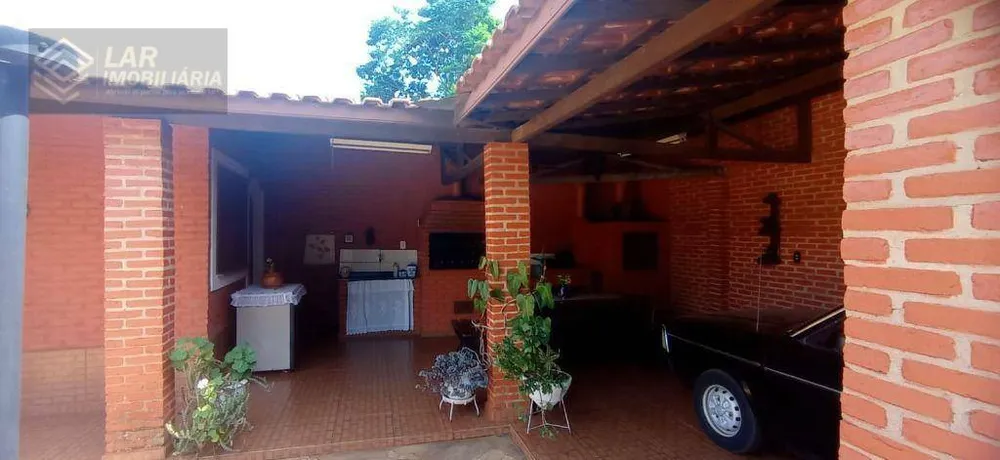 Chácara, 3 quartos, 4000 m² - Foto 1