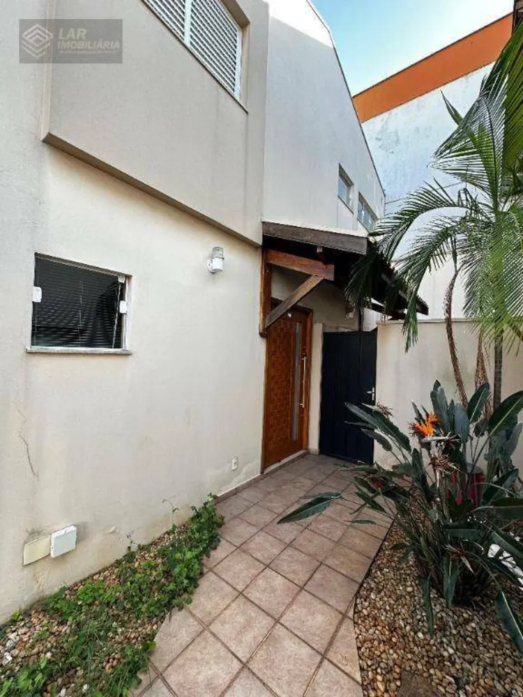 Casa, 3 quartos, 177 m² - Foto 2