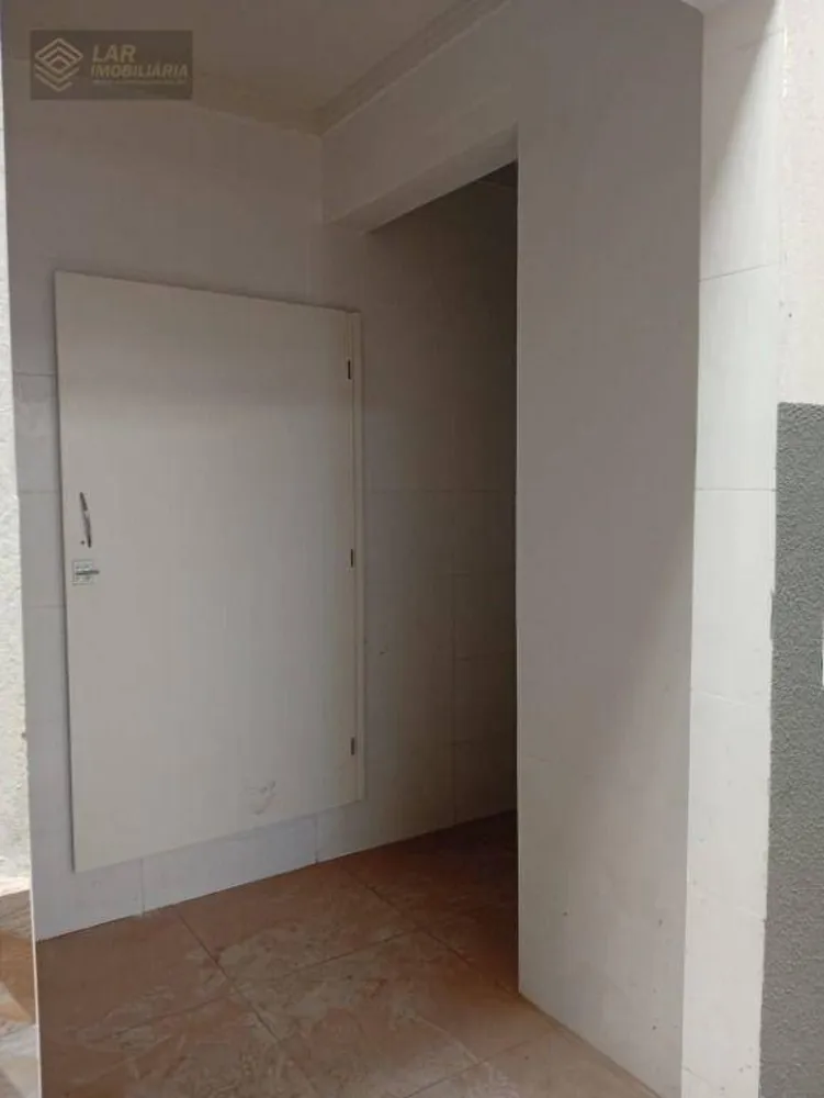 Depósito-Galpão, 143 m² - Foto 2