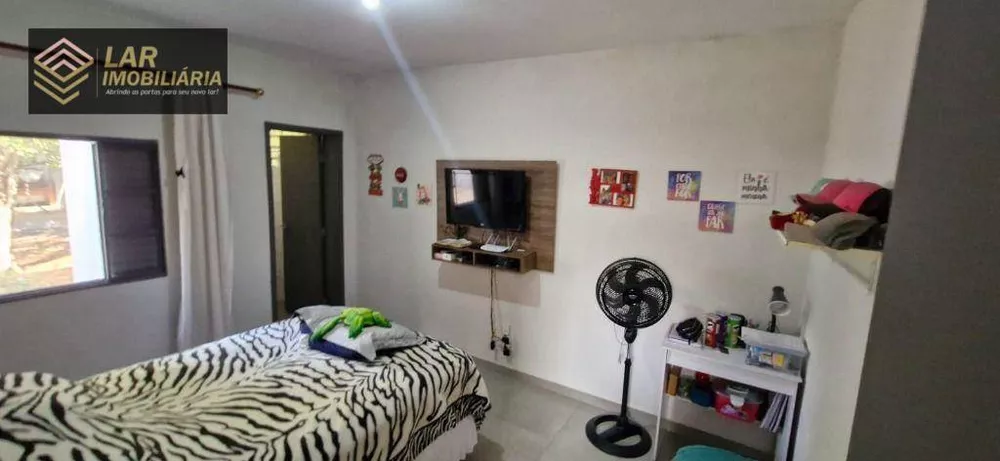 Casa à venda com 3 quartos, 160m² - Foto 3