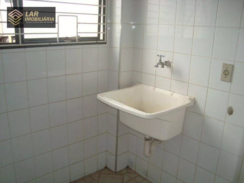 Apartamento à venda com 2 quartos, 60m² - Foto 3