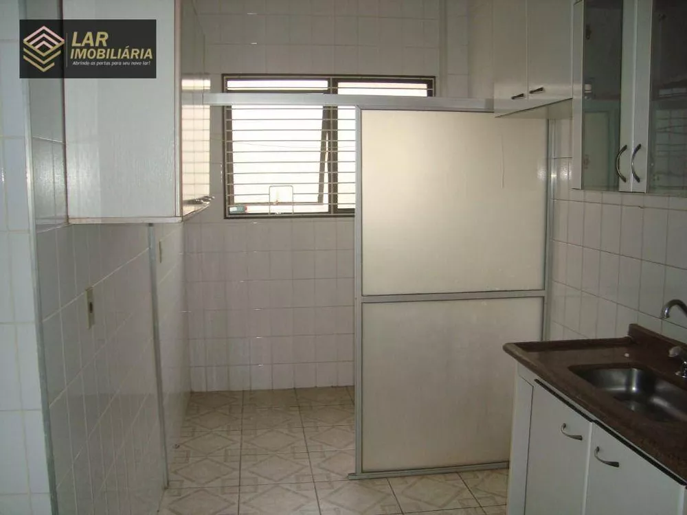 Apartamento à venda com 2 quartos, 60m² - Foto 2