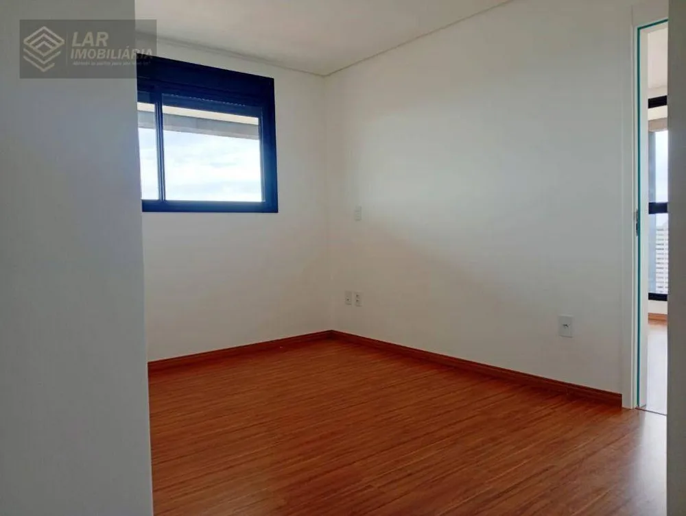 Apartamento, 3 quartos, 230 m² - Foto 1