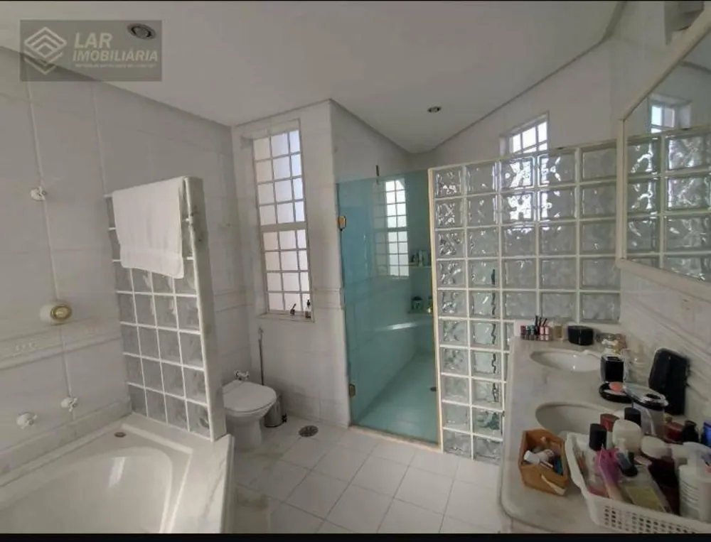 Casa, 3 quartos, 220 m² - Foto 1