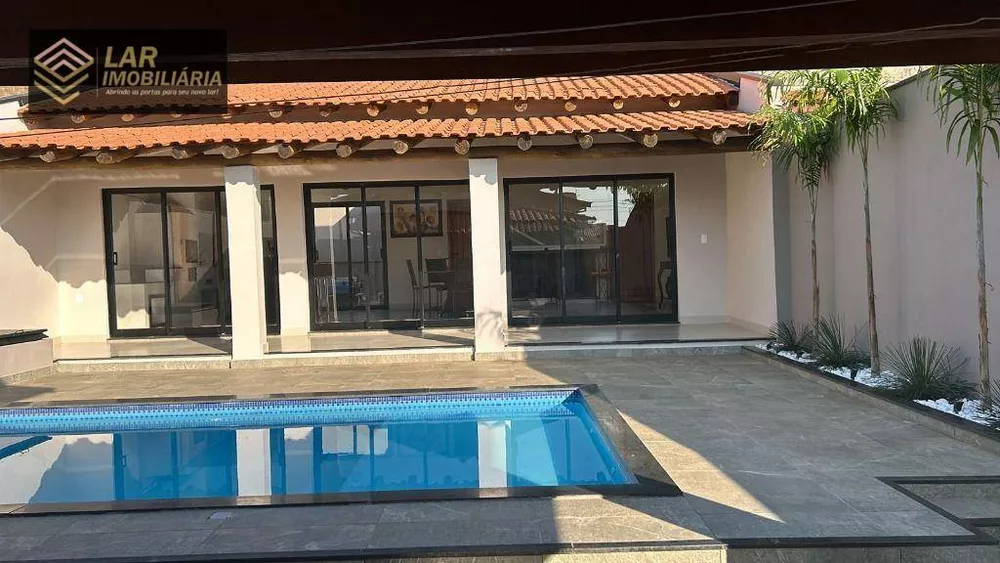 Casa à venda com 2 quartos, 181m² - Foto 3