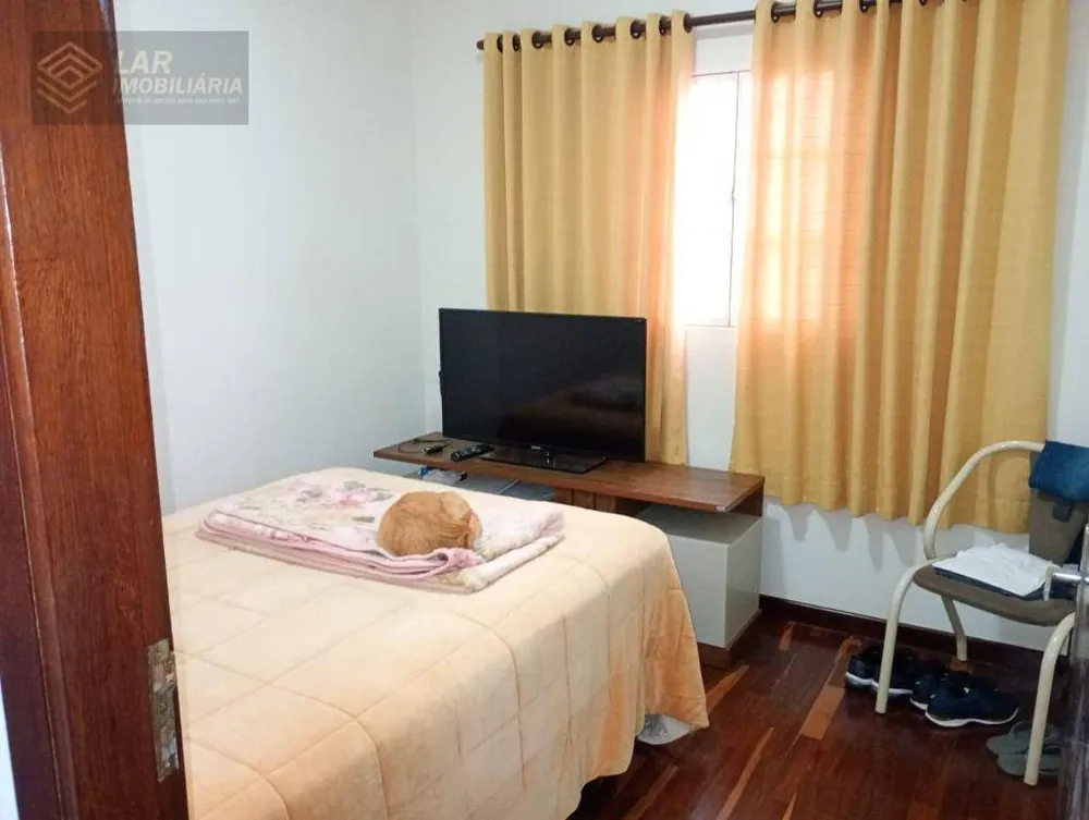 Casa, 3 quartos, 168 m² - Foto 1