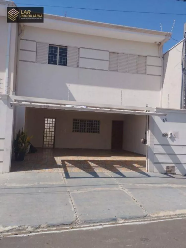 Sobrado à venda com 3 quartos, 157m² - Foto 1