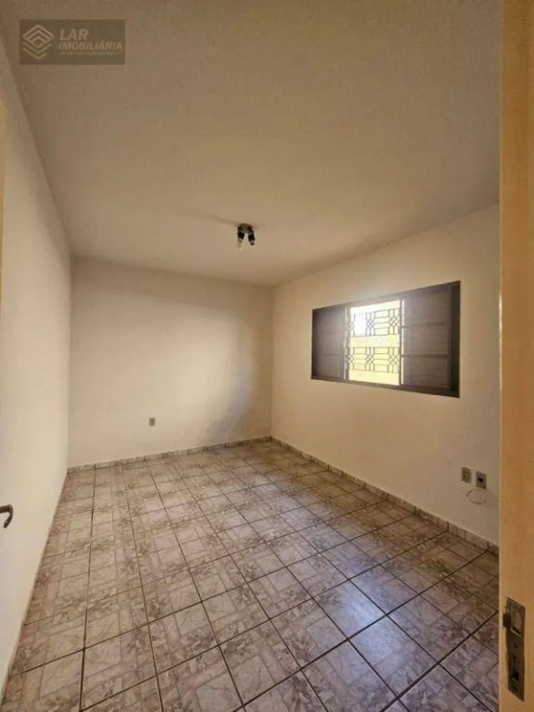 Casa, 3 quartos, 143 m² - Foto 2