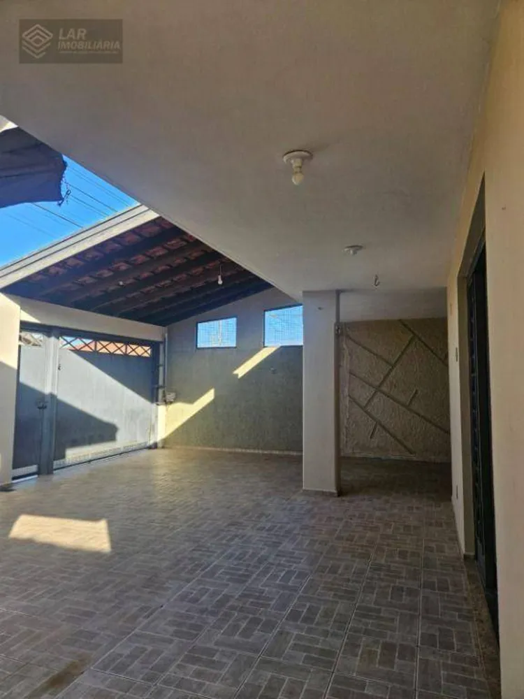 Casa, 3 quartos, 143 m² - Foto 1