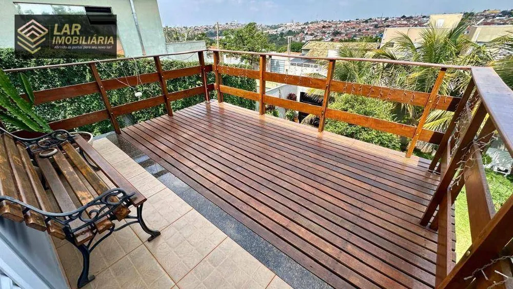 Casa, 3 quartos, 200 m² - Foto 1