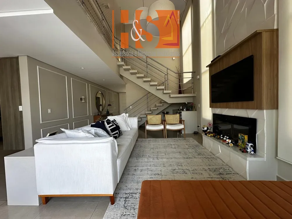 Casa de Condomínio, 4 quartos - Foto 1