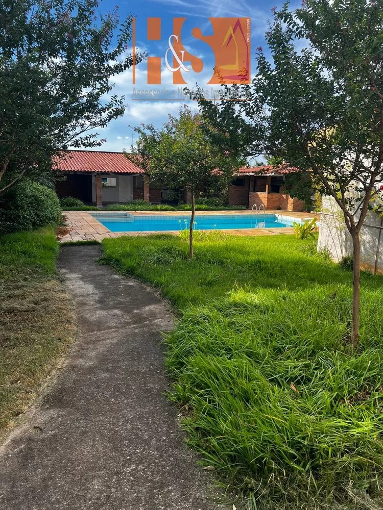 Prédio Inteiro - Foto 1