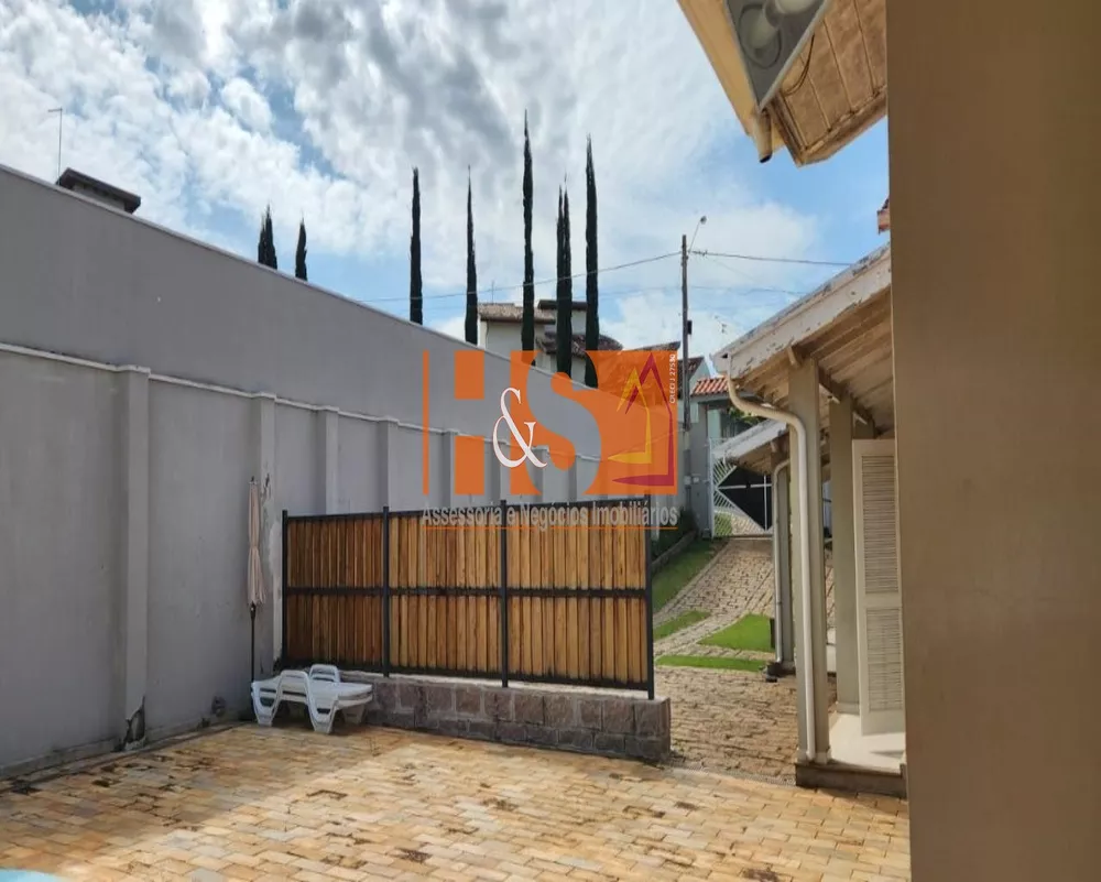 Fazenda à venda com 3 quartos, 1000m² - Foto 1