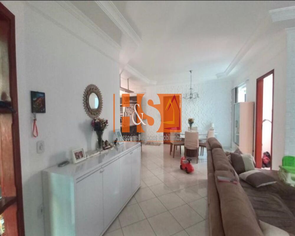 Casa de Condomínio à venda com 3 quartos, 300m² - Foto 2