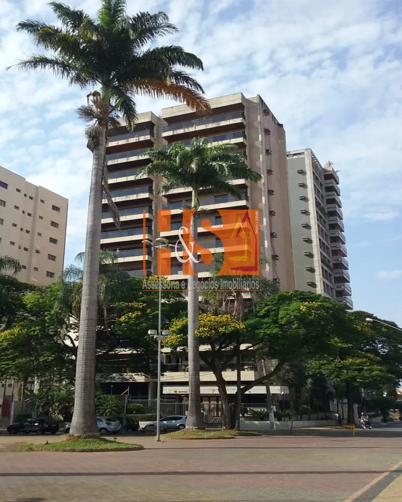 Apartamento, 3 quartos, 330 m² - Foto 1