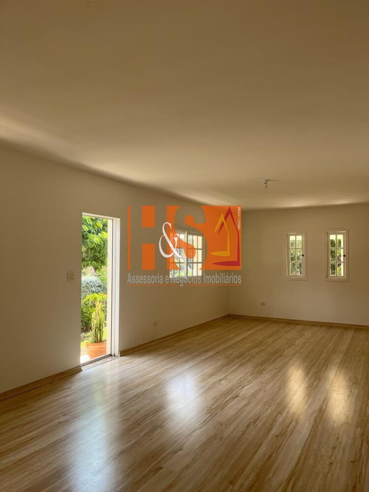 Chácara à venda com 5 quartos, 2415m² - Foto 2