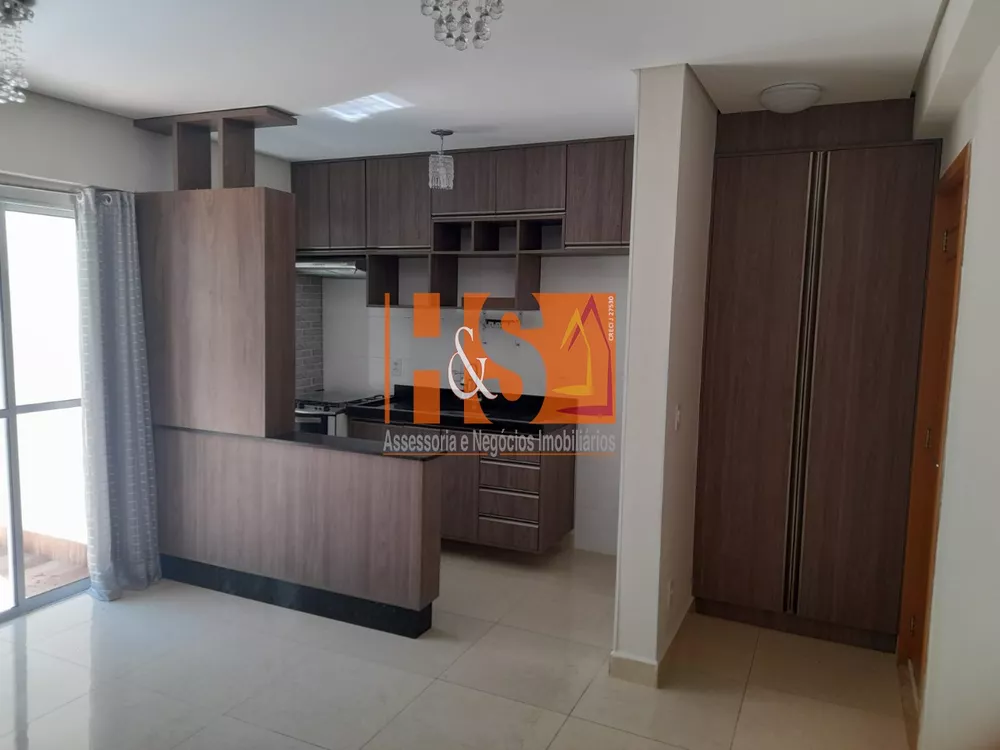 Apartamento à venda com 2 quartos, 65m² - Foto 4