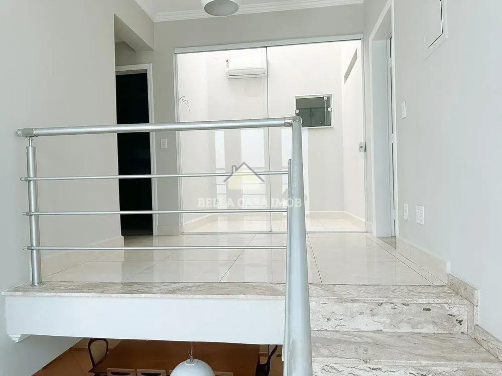 Casa, 3 quartos, 250 m² - Foto 11