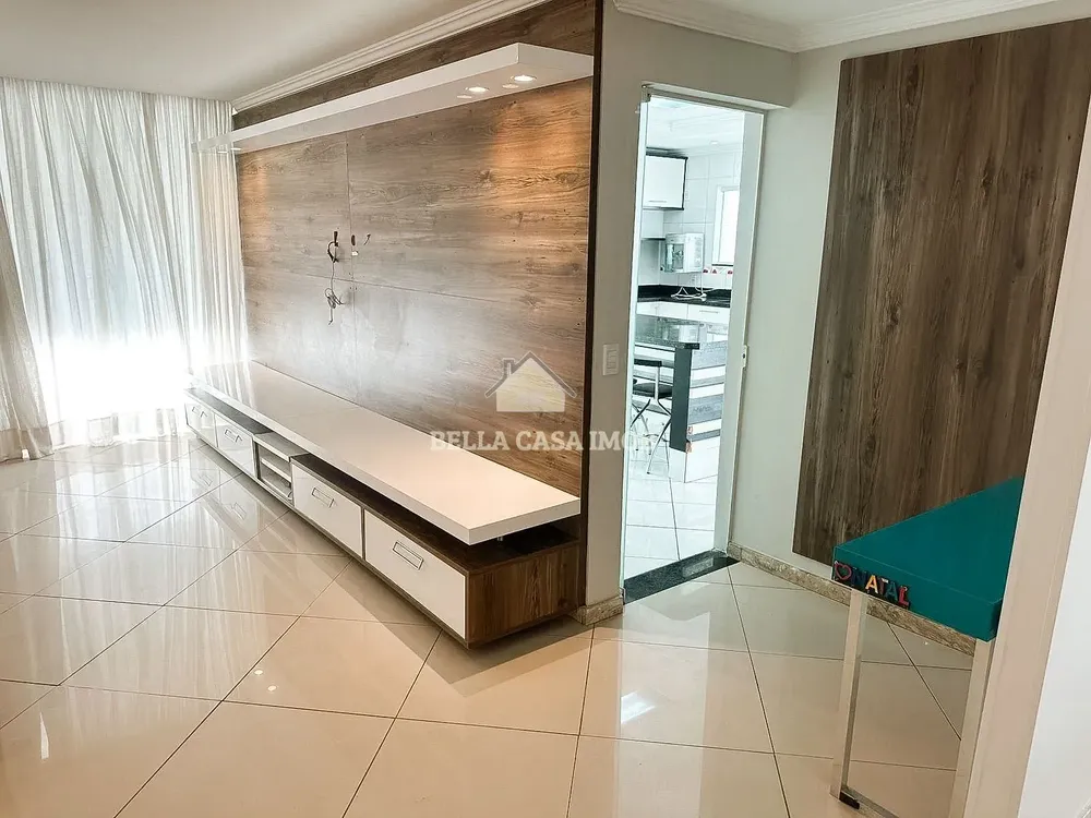 Casa, 3 quartos, 250 m² - Foto 8