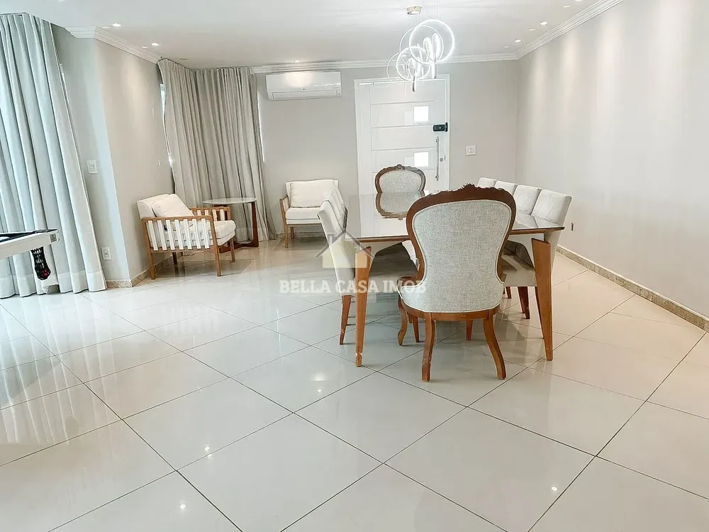 Casa, 3 quartos, 250 m² - Foto 2