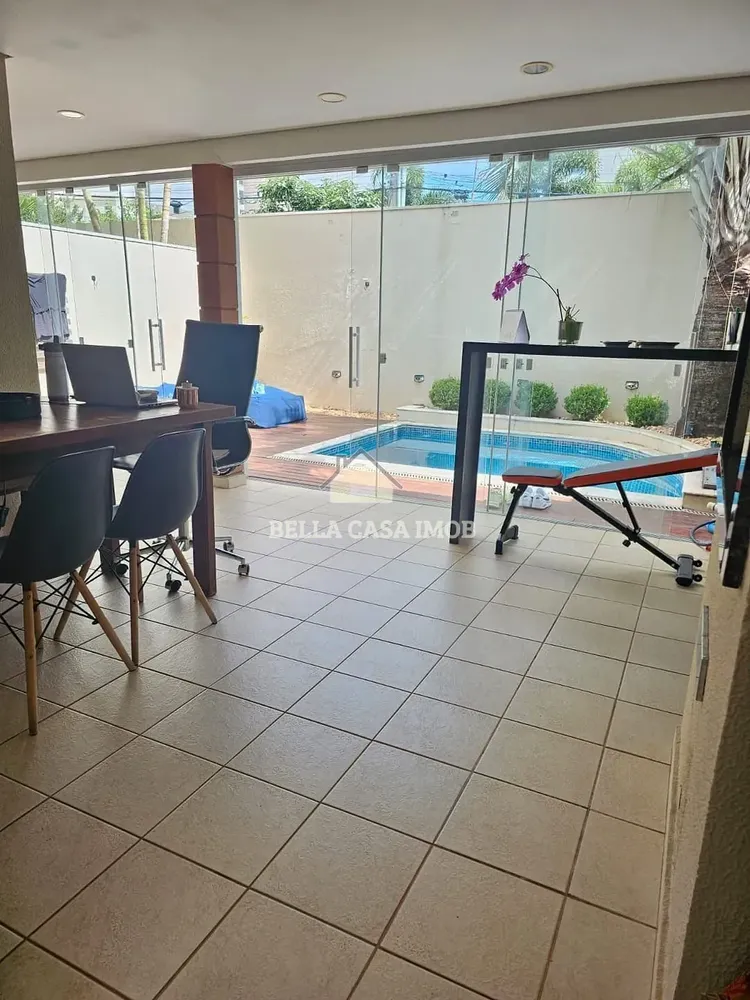 Casa, 3 quartos, 154 m² - Foto 1