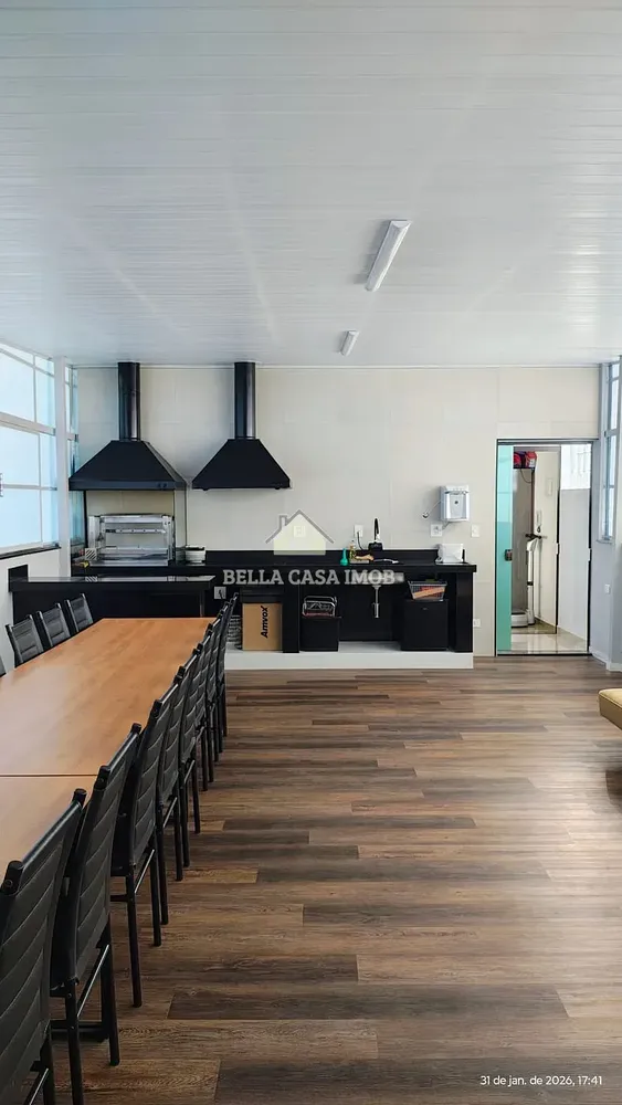 Casa, 3 quartos, 236 m² - Foto 1