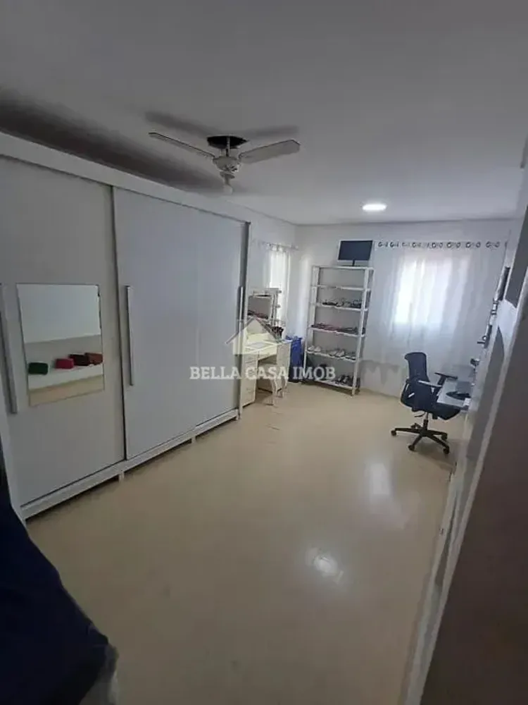 Casa, 4 quartos, 387 m² - Foto 1