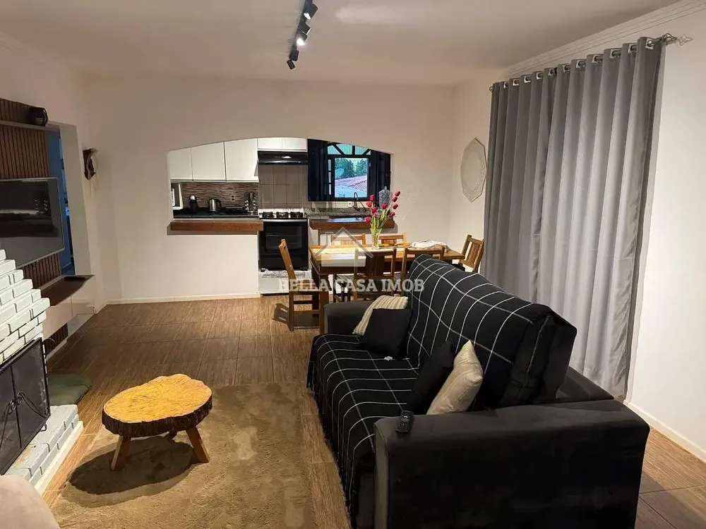 Chácara, 4 quartos, 850 m² - Foto 1