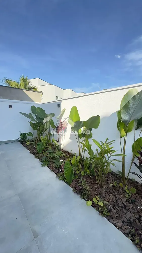 Casa, 3 quartos, 162 m² - Foto 1