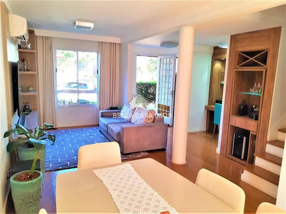 Casa, 3 quartos, 122 m² - Foto 1