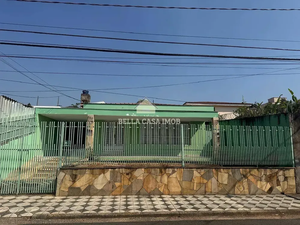 Casa, 3 quartos, 210 m² - Foto 2
