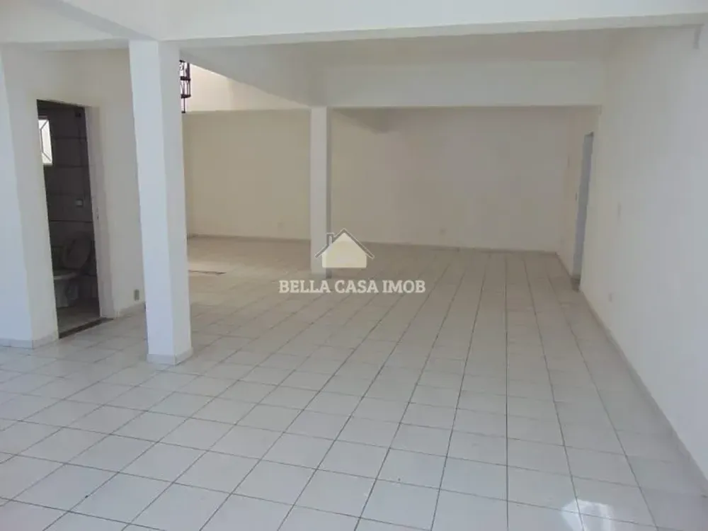 Casa, 3 quartos, 240 m² - Foto 16