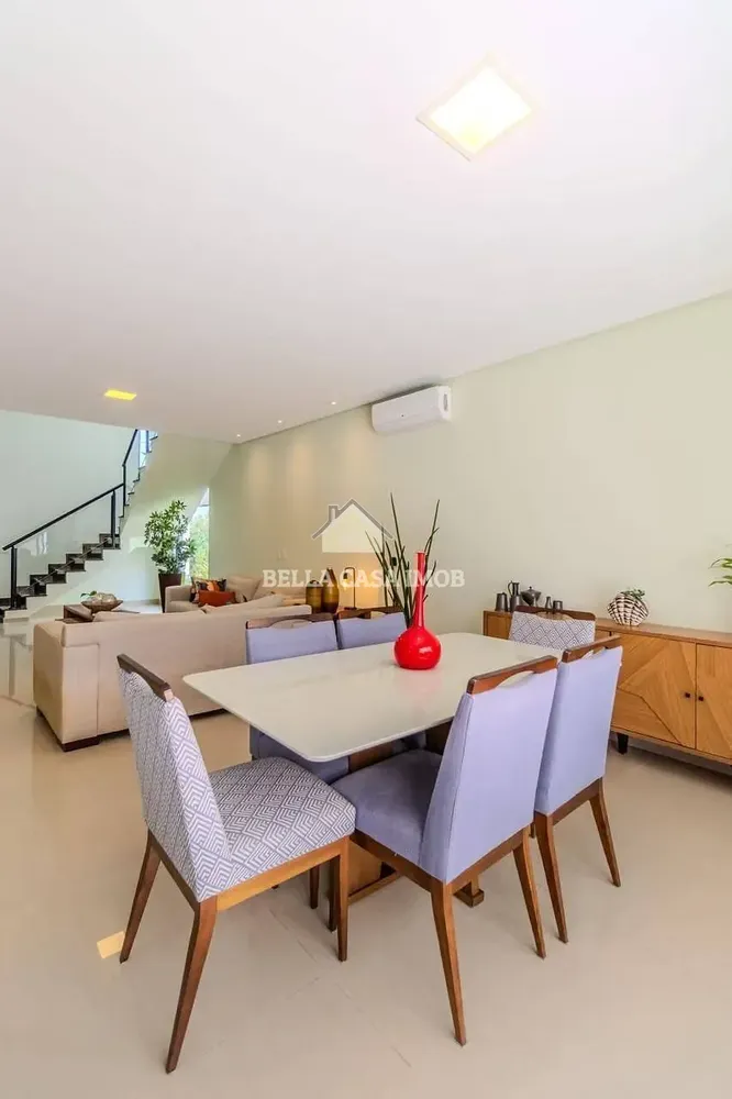 Casa, 3 quartos, 258 m² - Foto 8