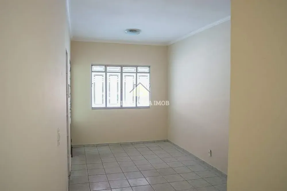 Casa, 3 quartos, 106 m² - Foto 2
