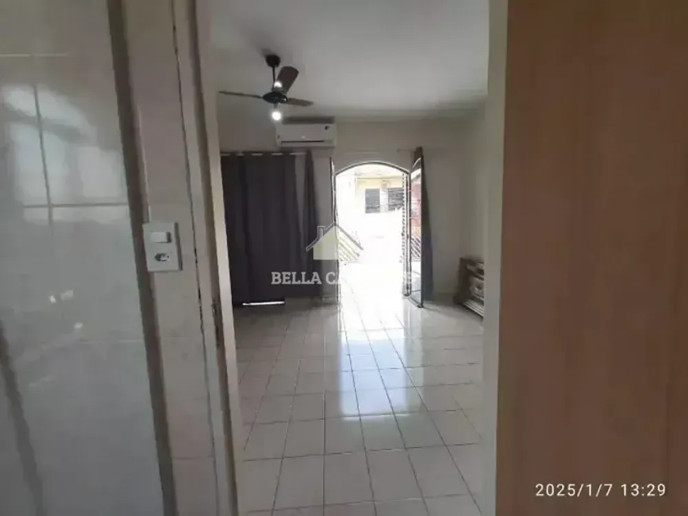 Casa, 3 quartos, 218 m² - Foto 4