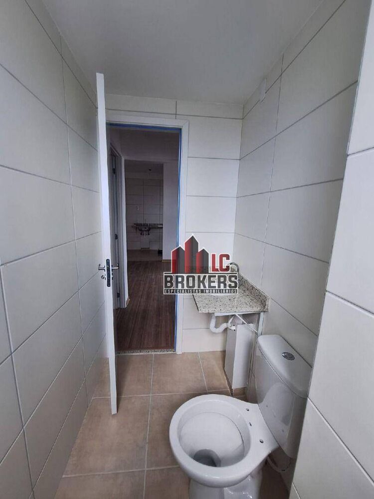 Apartamento à venda com 2 quartos, 62m² - Foto 4