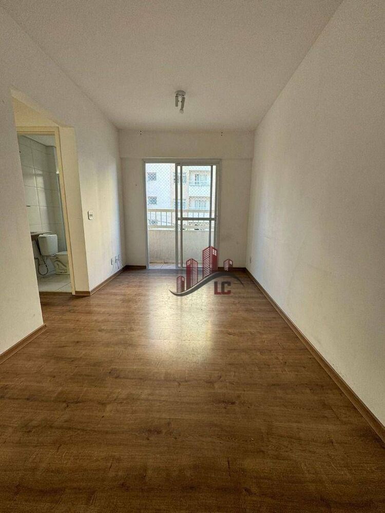 Apartamento para alugar com 2 quartos, 58m² - Foto 3