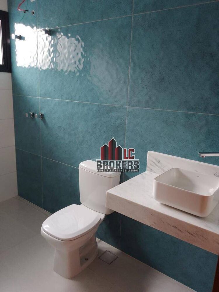 Sobrado à venda com 3 quartos, 200m² - Foto 3