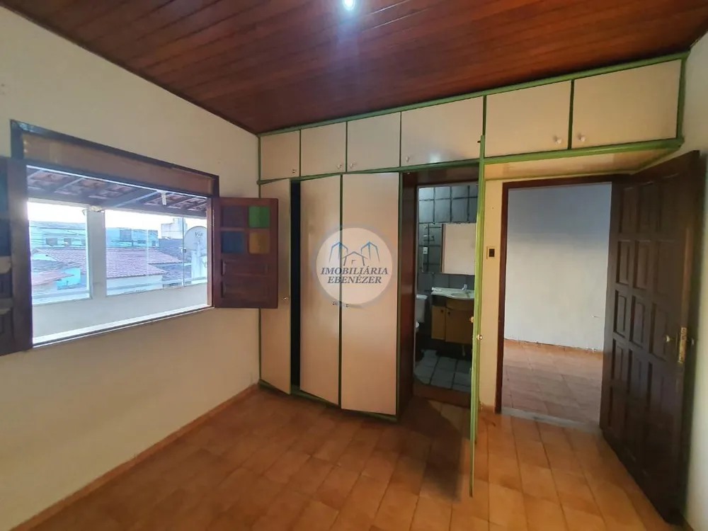 Casa, 3 quartos, 243 m² - Foto 9