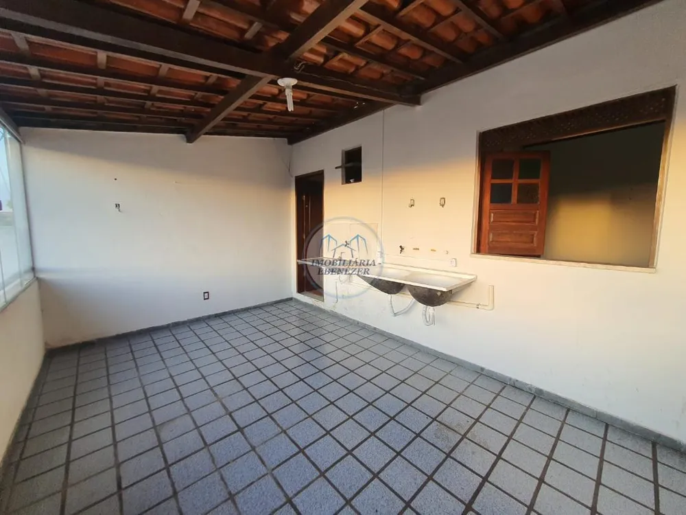 Casa, 3 quartos, 243 m² - Foto 8