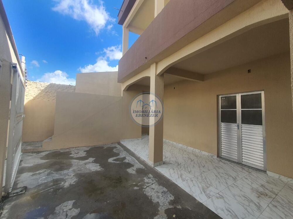 Casa, 6 quartos, 220 m² - Foto 1