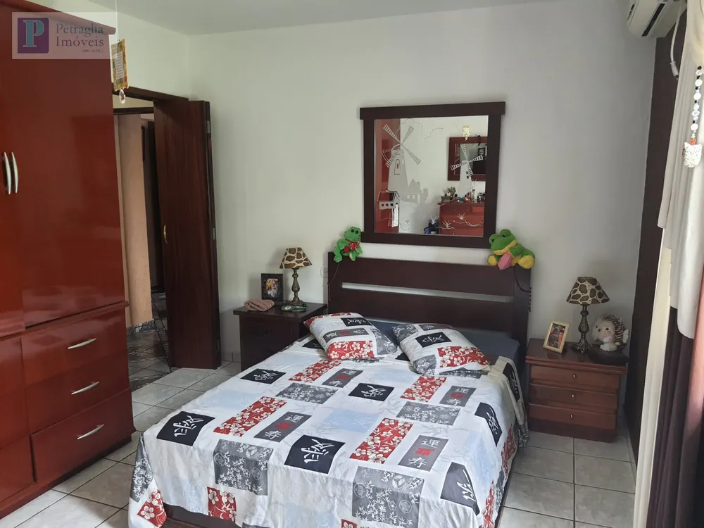 Casa, 3 quartos, 192 m² - Foto 2