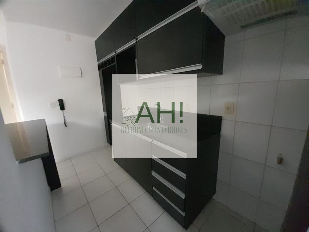 Apartamento à venda com 2 quartos, 70m² - Foto 4