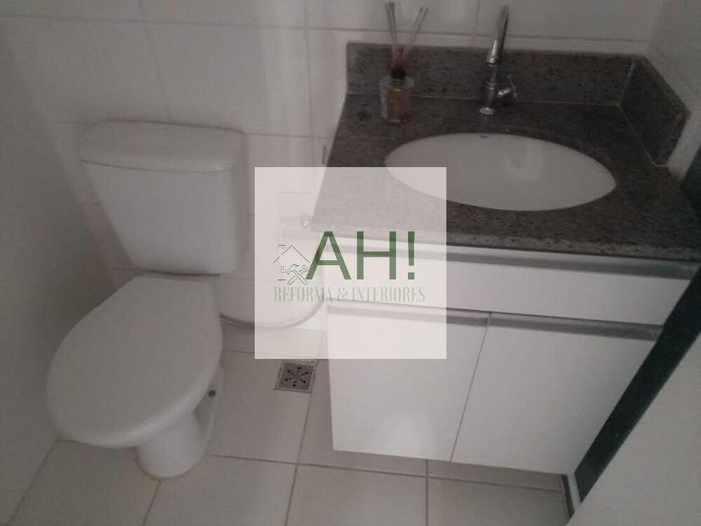 Apartamento à venda com 2 quartos, 70m² - Foto 3