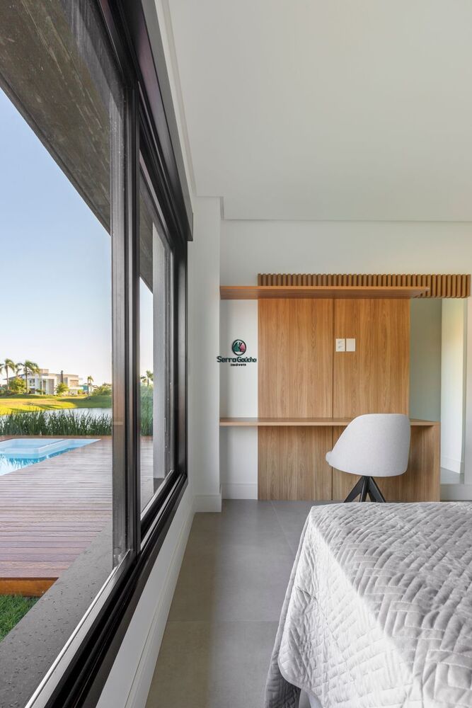 Casa de Condomínio à venda com 3 quartos, 218m² - Foto 9