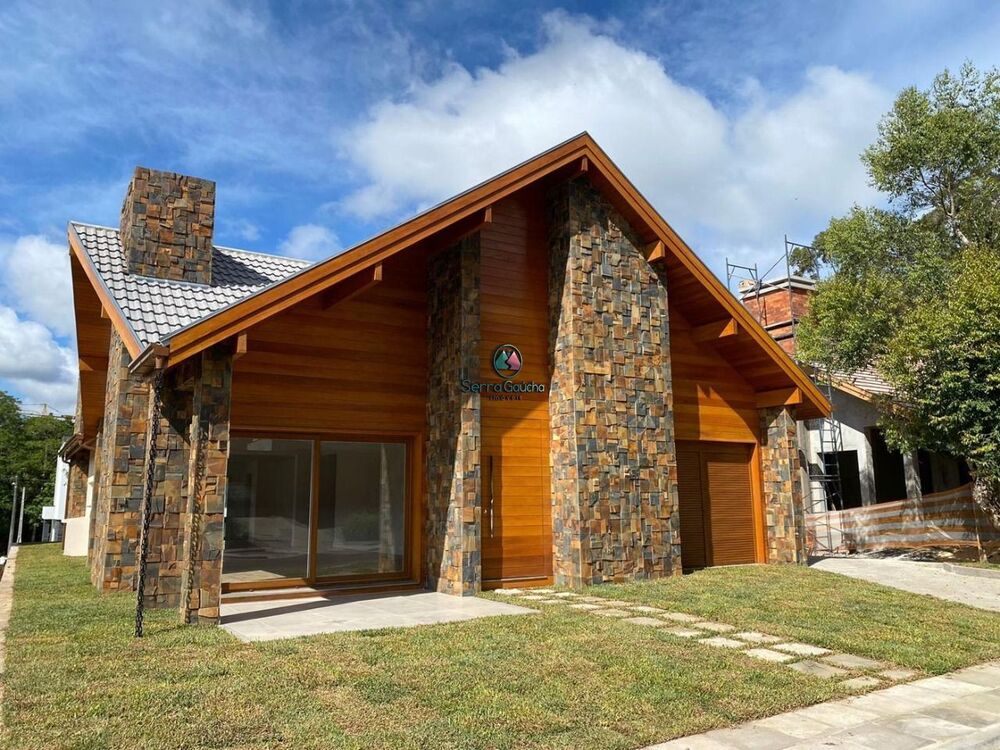 Casa, 3 quartos, 271 m² - Foto 1