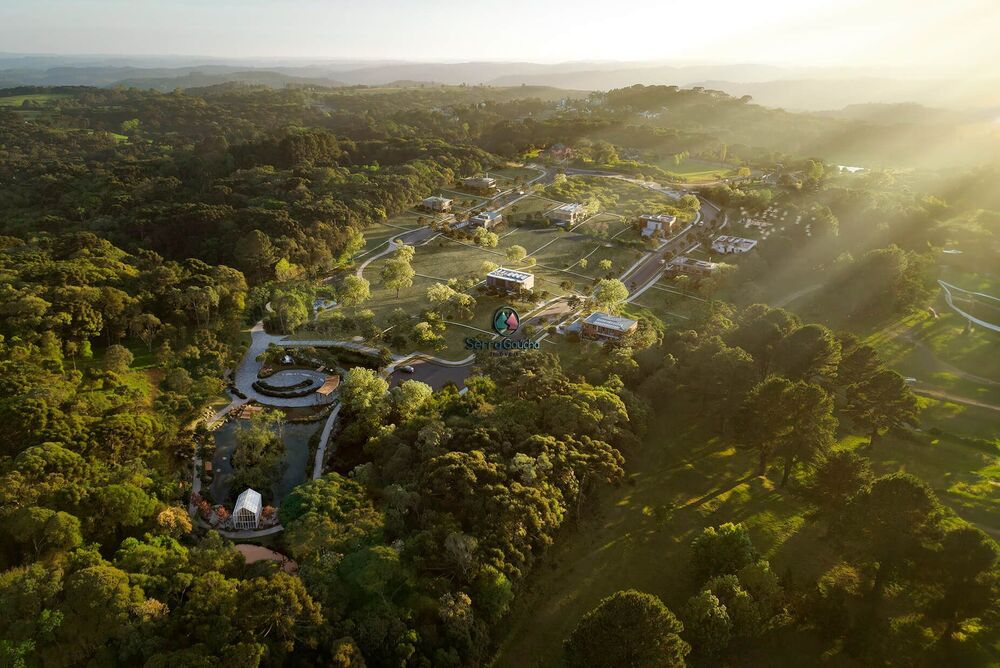 Terreno à venda, 800m² - Foto 1